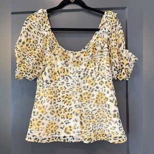 ASOS flutter yellow leopard top. Size 6